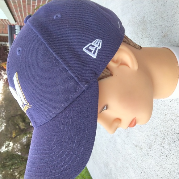 Licenced MLB Milwaukee Brewers cap - Picture 2 of 7